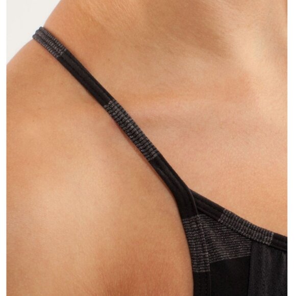 Lululemon Women's No Limit Tank - Picture 3 of 13